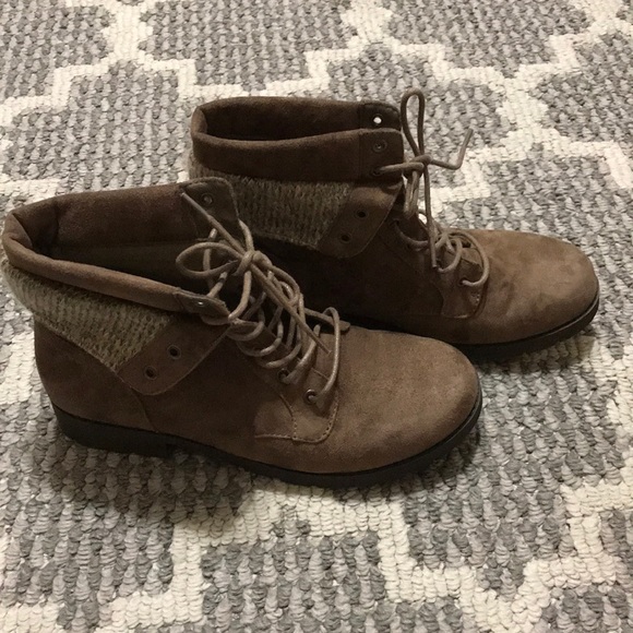 Arizona Jean Company Shoes - Brown suede combat boots